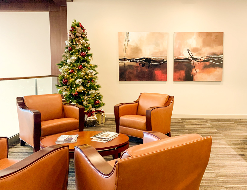 commercial-holiday-decor-marquee-2